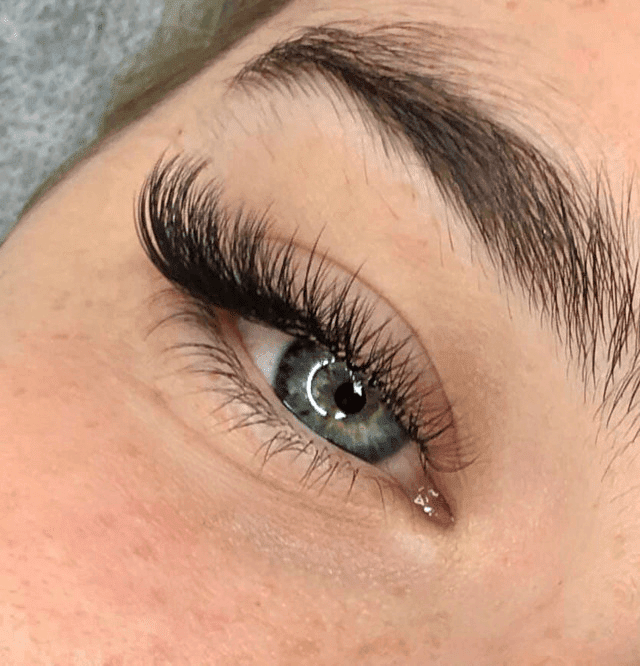 Best Hybrid, Classic &amp; Volume Eyelash Extensions Near Nampa